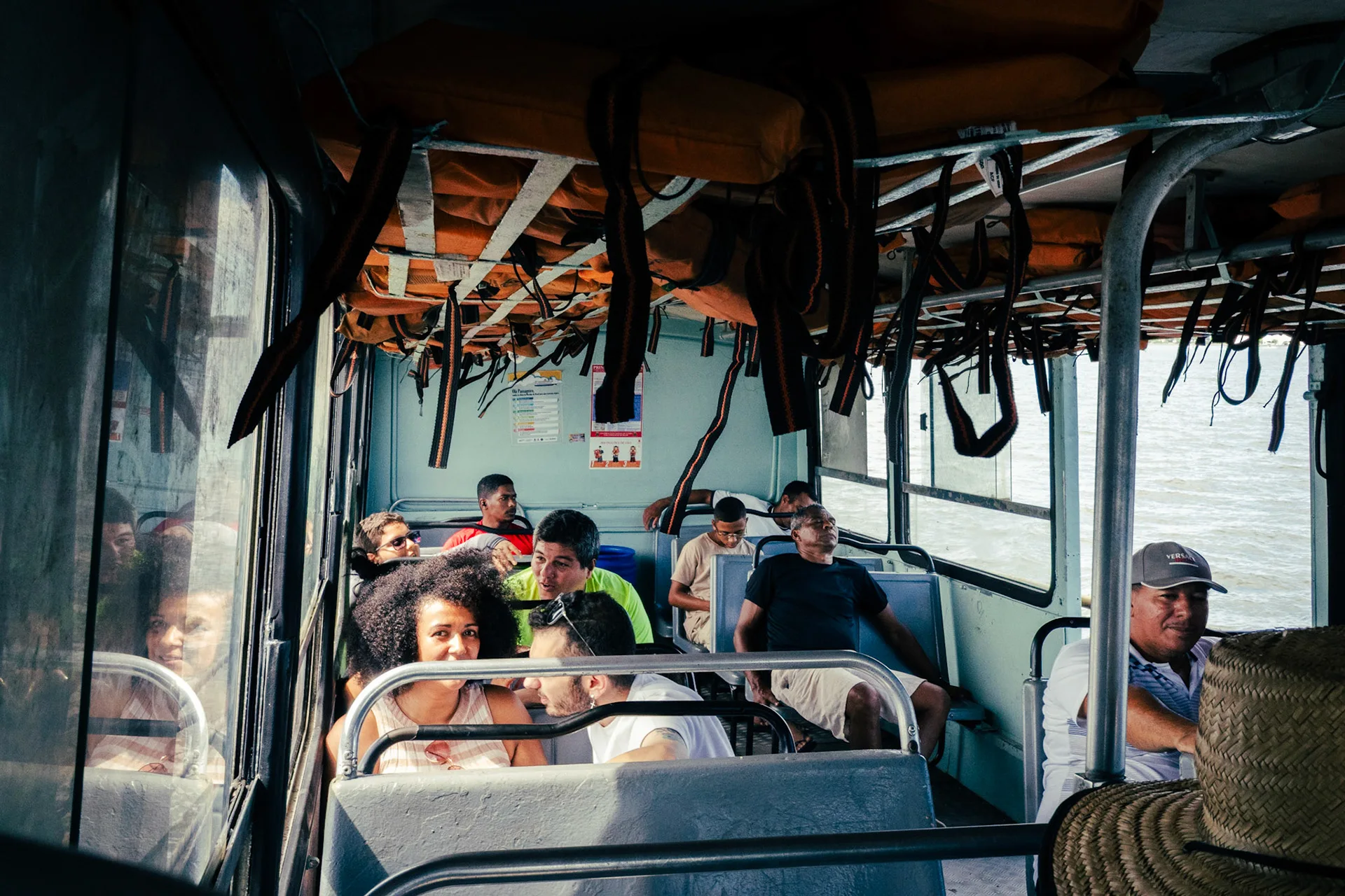 Eye Contact: photograph by Leo Saraiva, image 13